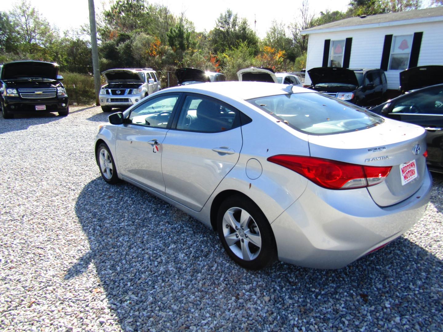 2012 Silver Hyundai Elantra GLS A/T (KMHDH4AE8CU) with an 1.8L L4 DOHC 16V engine, Automatic transmission, located at 15016 S Hwy 231, Midland City, AL, 36350, (334) 983-3001, 31.306210, -85.495277 - Photo#5